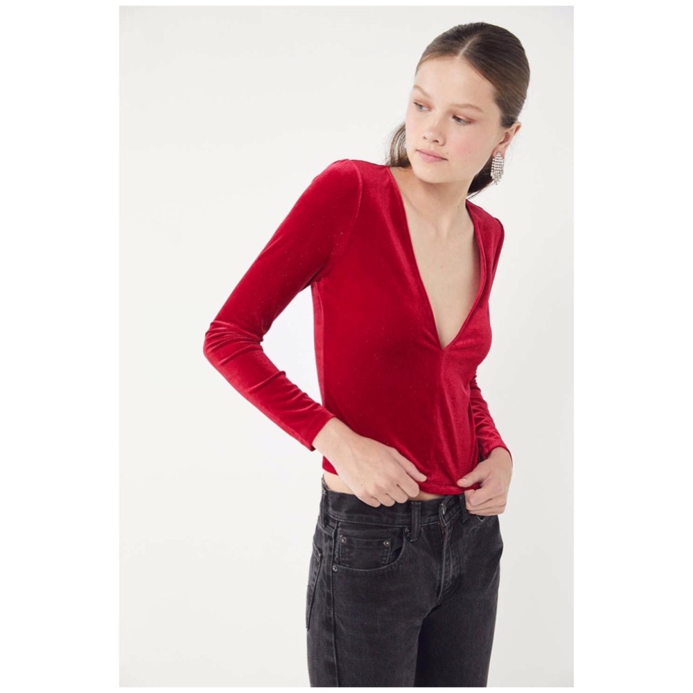 UO Bree Velvet V-Neck Long Sleeve Top